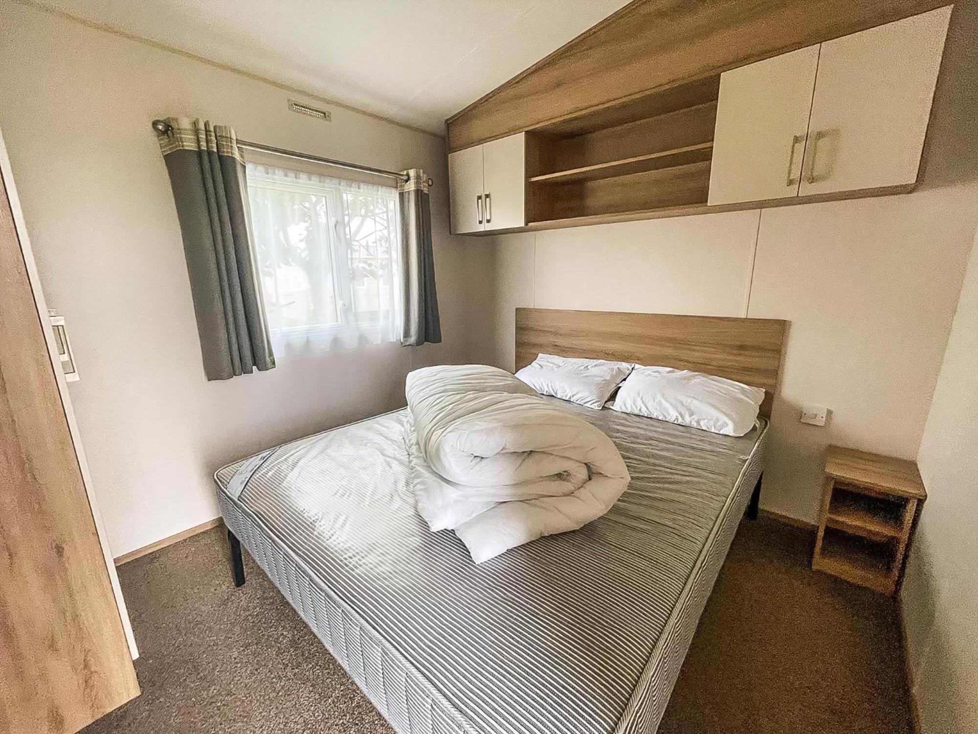 Superb 6 Berth Caravan At St Osyth Beach, Near Clacton-On-Sea Ref 28008Mc Clacton-on-Sea Exterior foto