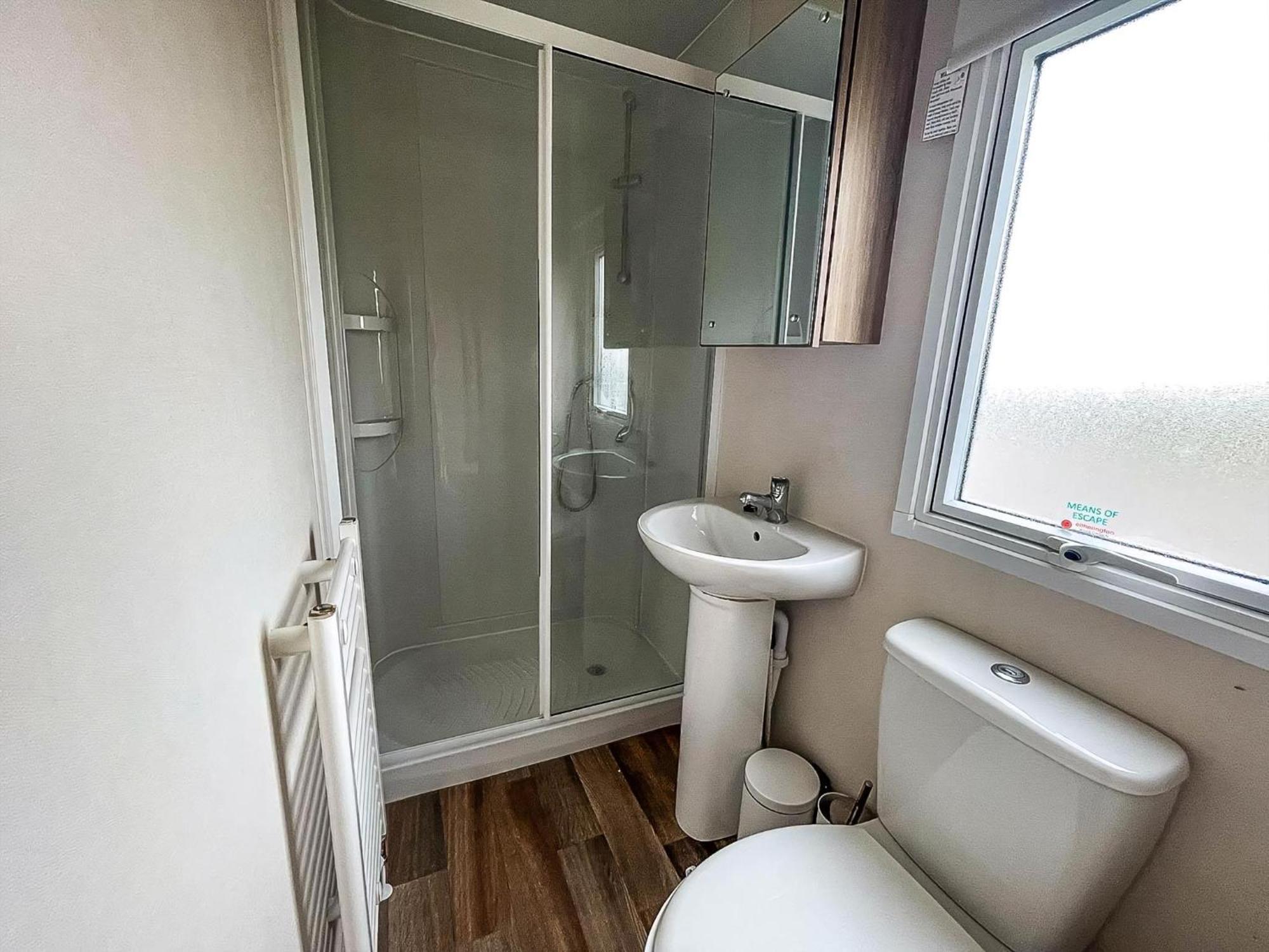 Superb 6 Berth Caravan At St Osyth Beach, Near Clacton-On-Sea Ref 28008Mc Clacton-on-Sea Exterior foto